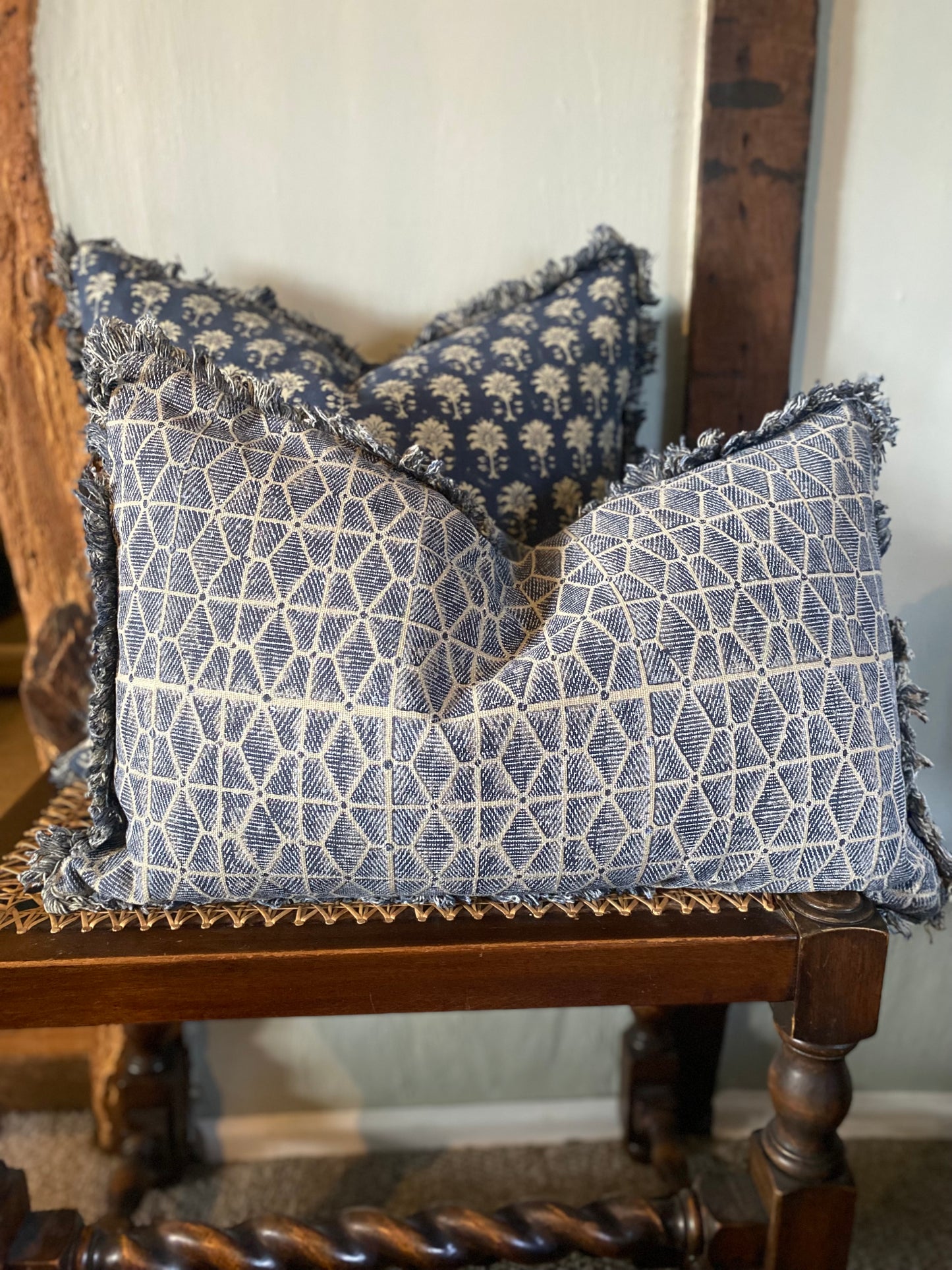 Sarika Cushion