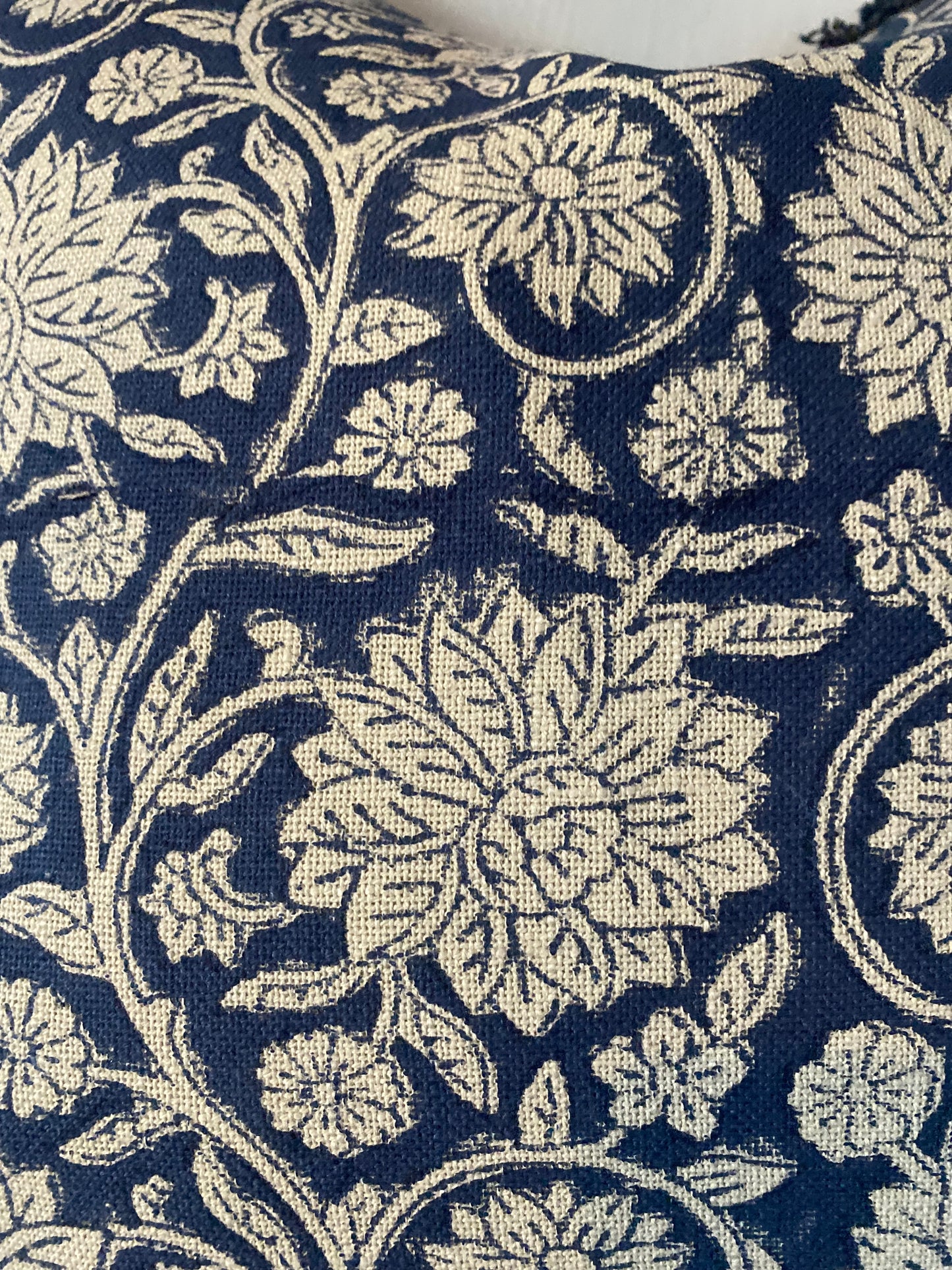 Dipika Cushion
