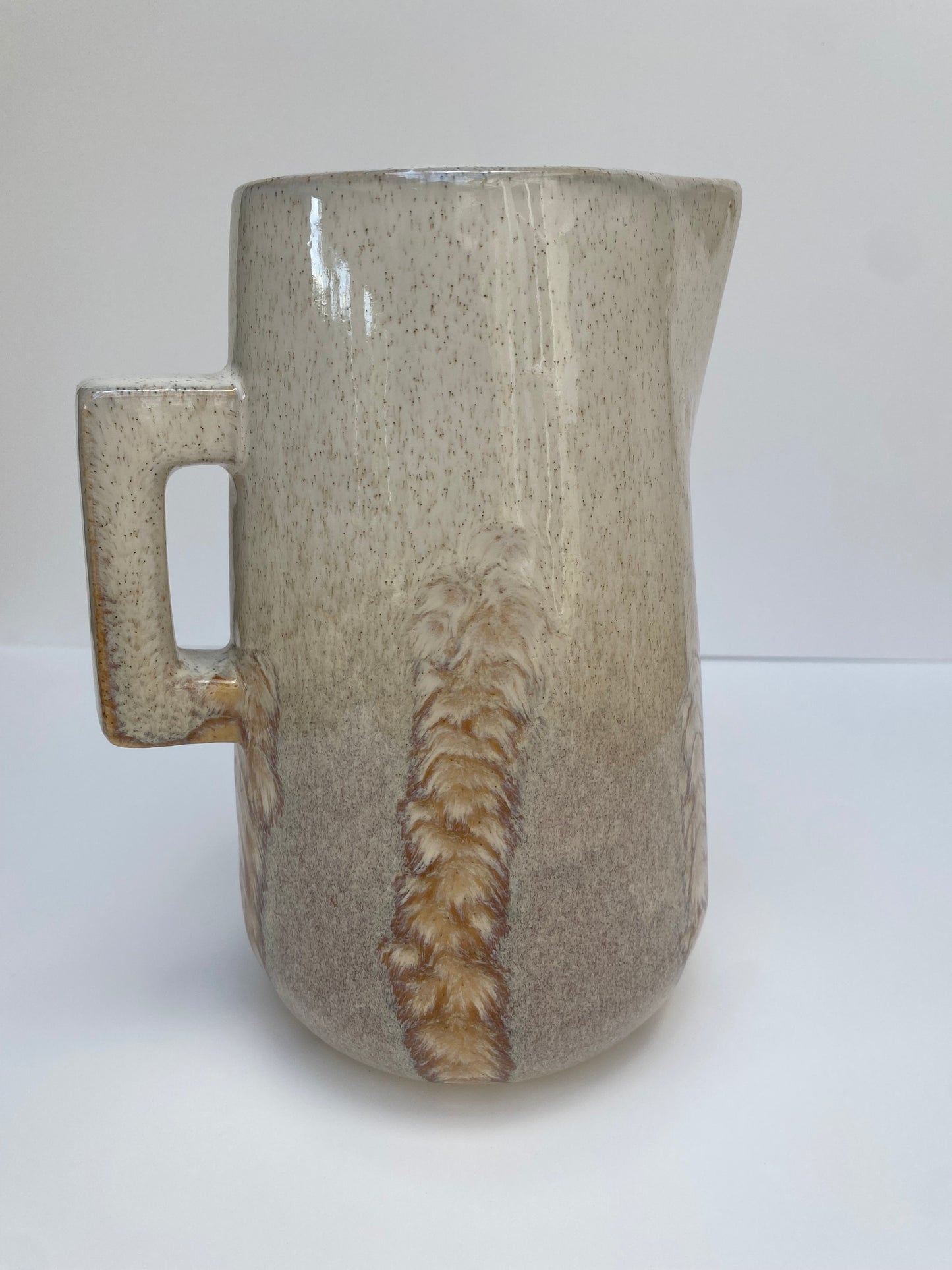 Gabby Jug