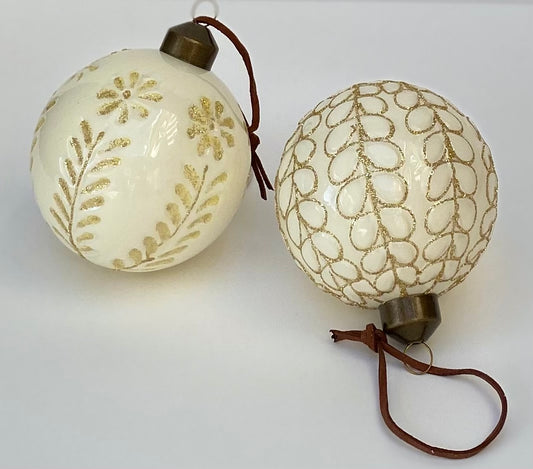 White & Gold Floral Baubles