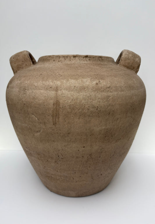 Lura Vase